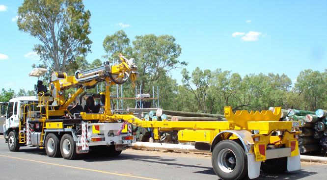 Ozzy Cranes's pole jinker trailer